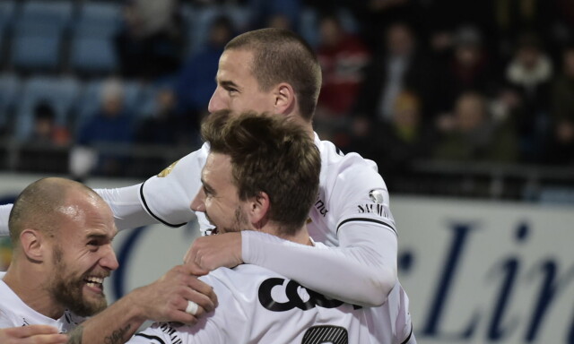 image: RBK benket Bendtner og Helland og skuffet stort. En utilgivelig handling og to bytter endret alt